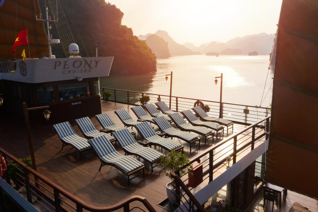 Peony Cruises Hotel Ha Long Bagian luar foto