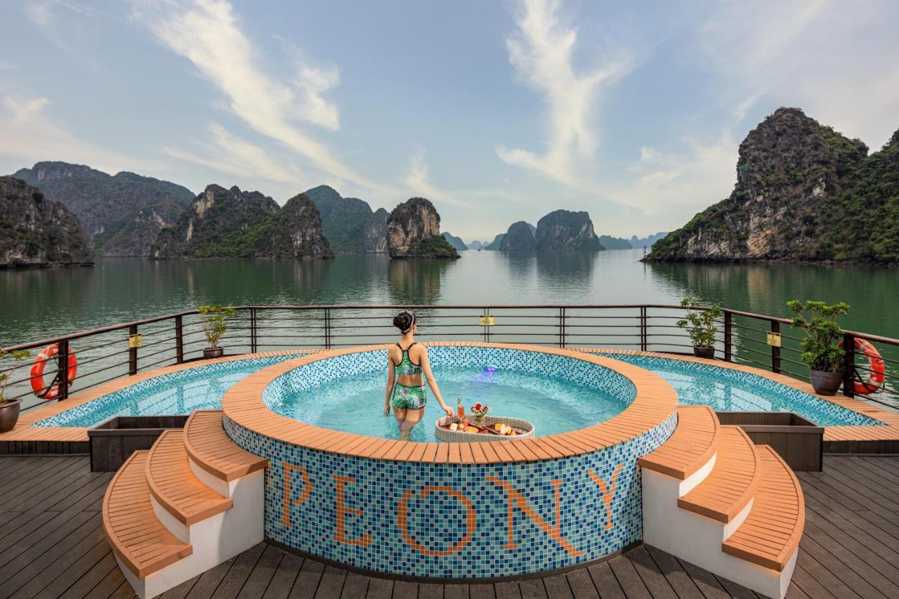 Peony Cruises Hotel Ha Long Bagian luar foto